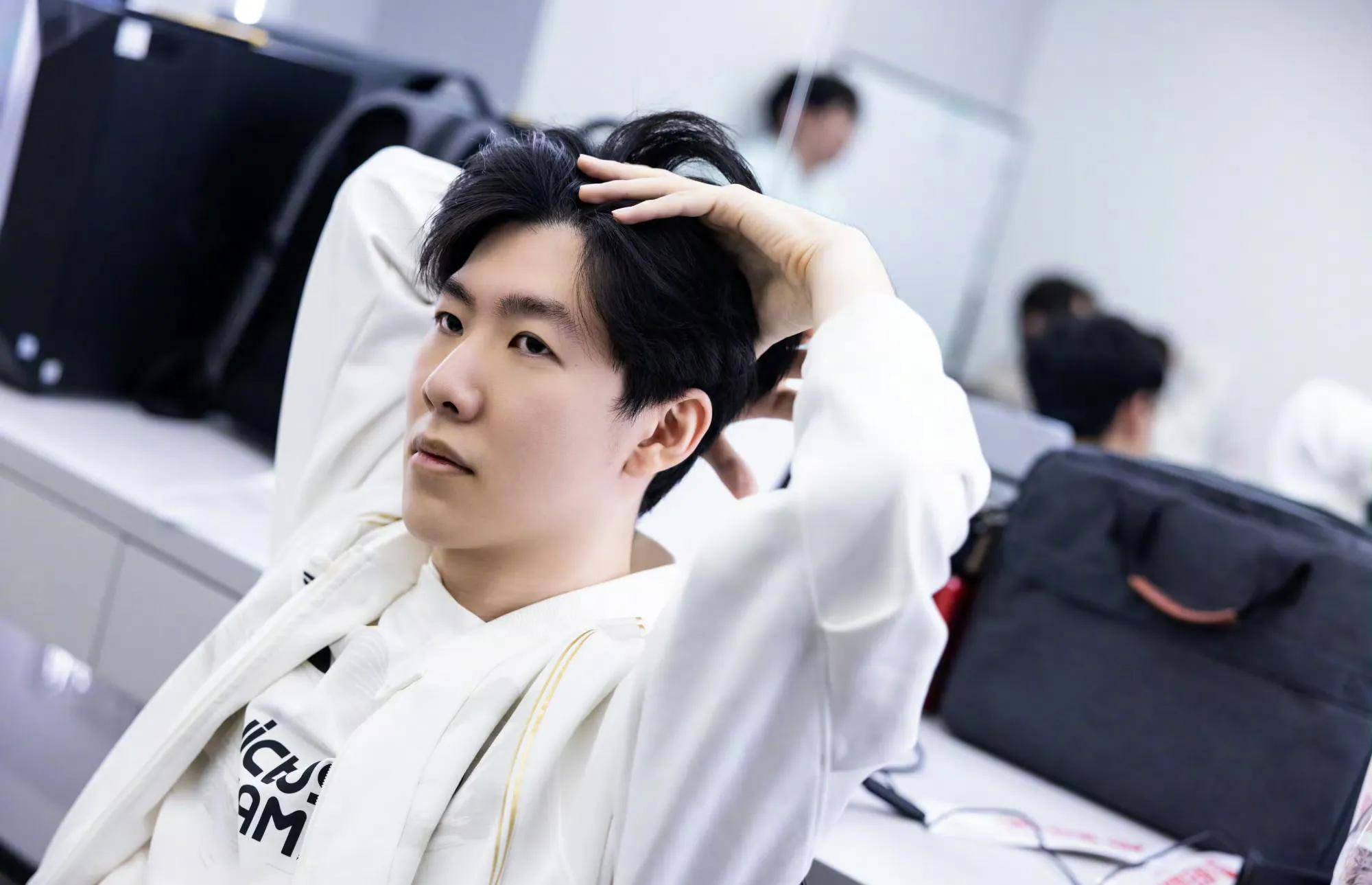 他赢得了不 他赢得了不