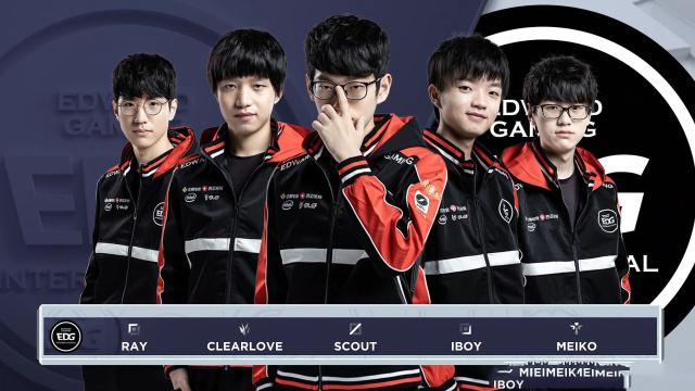 在进攻端 在进攻端