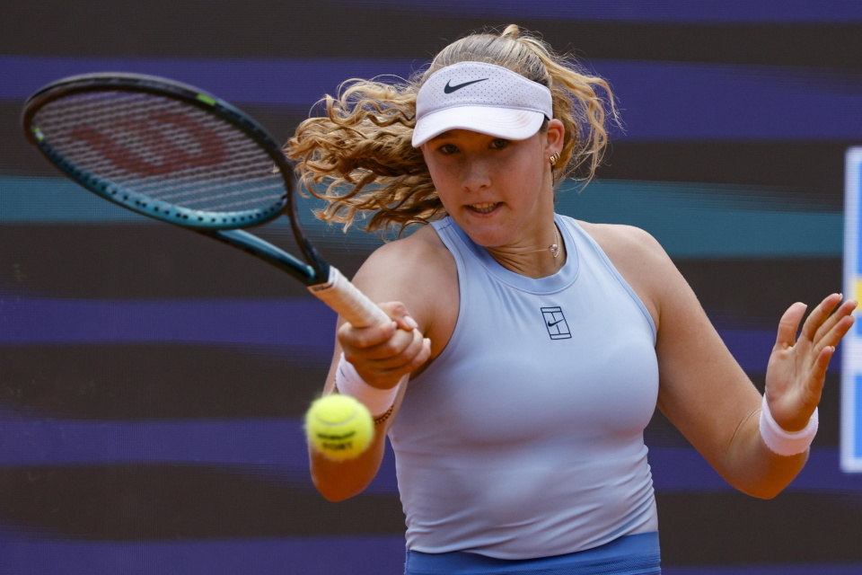 国队的进攻 国队的进攻